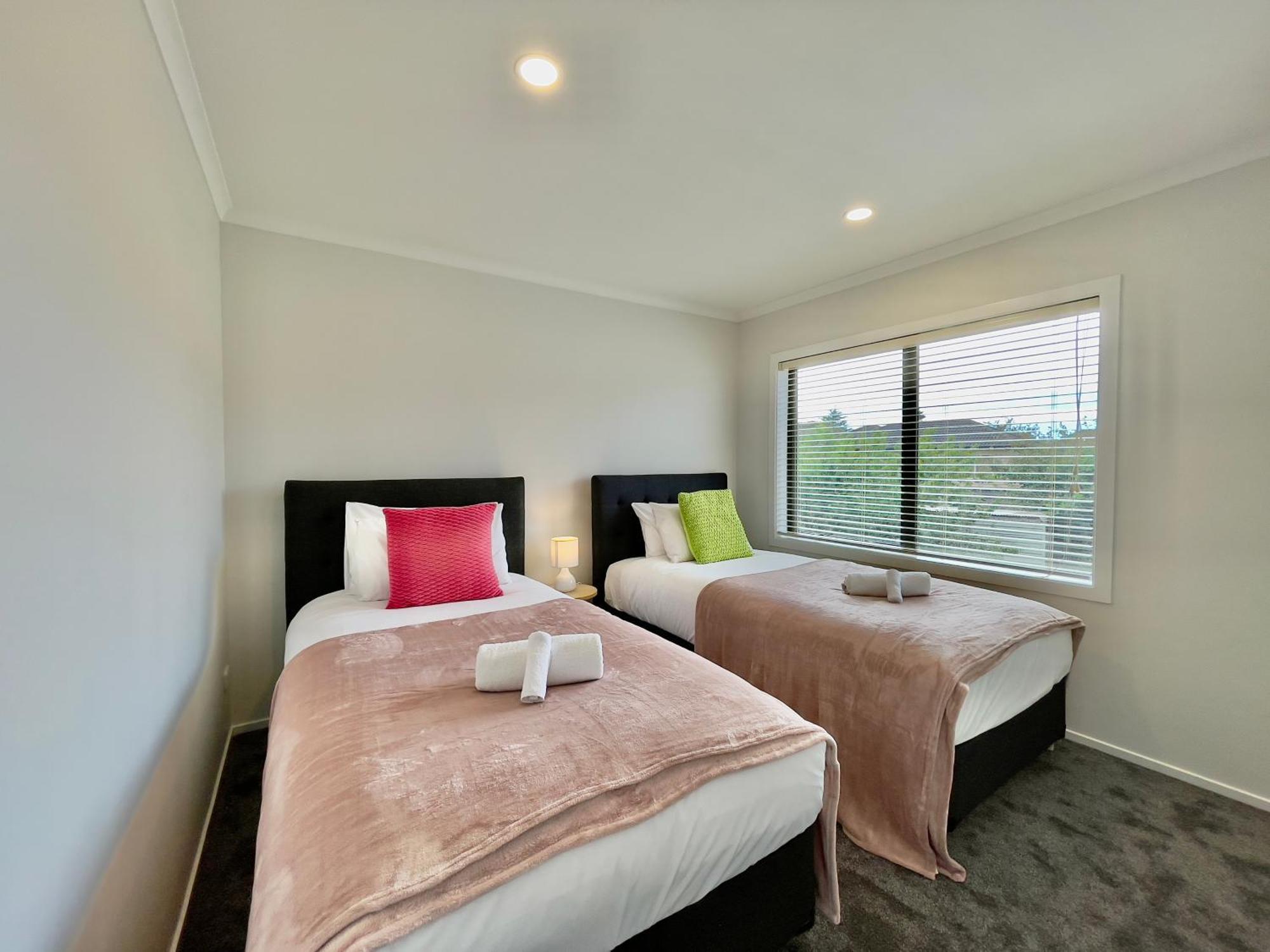 Sky Stars Brand-New Comfortable 3 & 4-Bedroom Houses Auckland Exterior foto